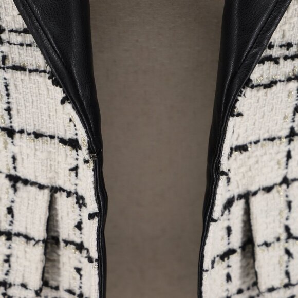 CHICO'S Tweed Faux Leather Trim Jacket Blazer Single Hook Closure Size 1/US 8 - Picture 5 of 7